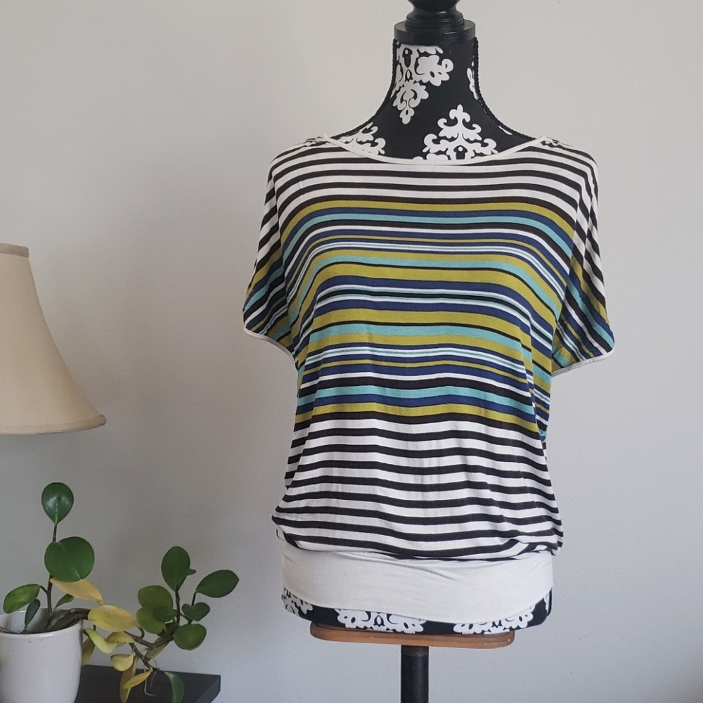Peeka--boo shoulder shirt